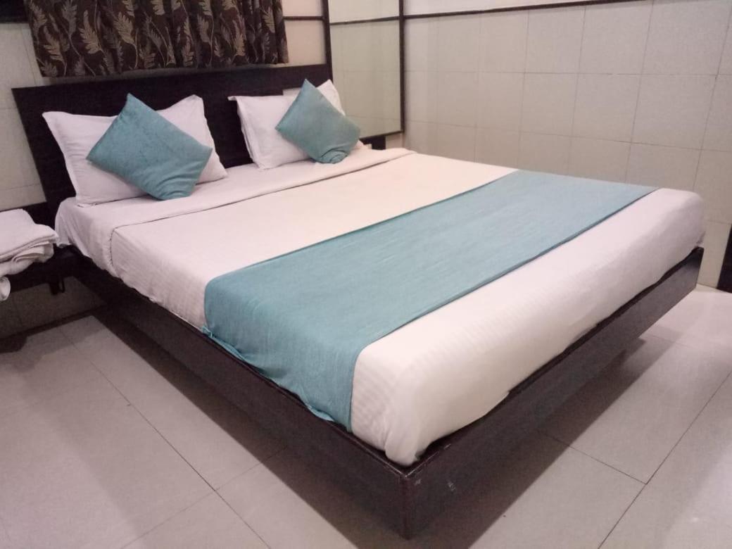 Hotel Sharda Βομβάη Εξωτερικό φωτογραφία